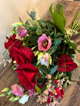 Indlæs billede til gallerivisning Vild Romantisk Buket