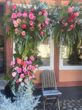 Indlæs billede til gallerivisning Blomsterbue Roser
